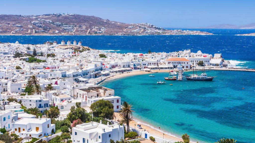 Mykonos, Greece: Where Beach Vibes Meet Nightlife