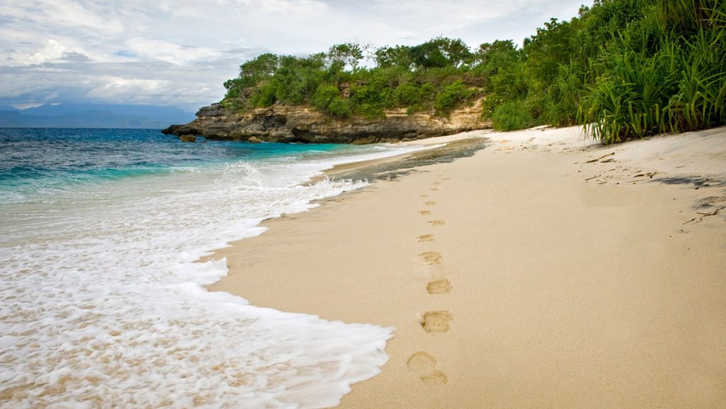 Nusa Lembongan Beach Bali